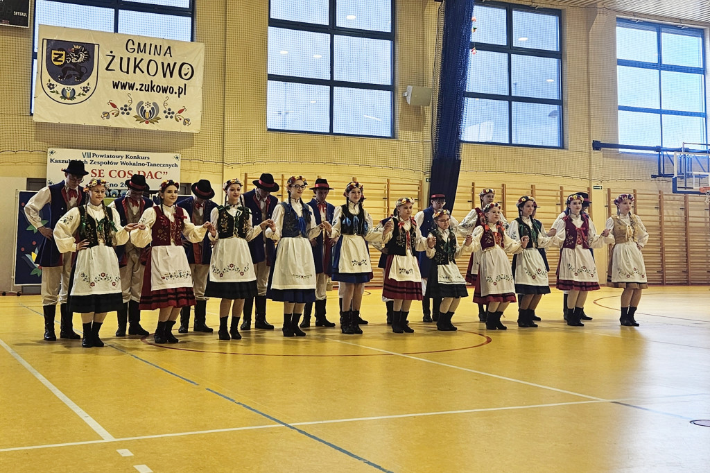 Powiatowy Konkurs Kaszubskich Zespołów Wokalno-Tanecznych w Baninie