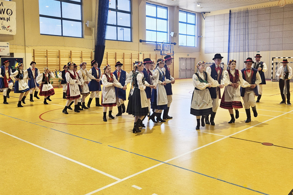 Powiatowy Konkurs Kaszubskich Zespołów Wokalno-Tanecznych w Baninie