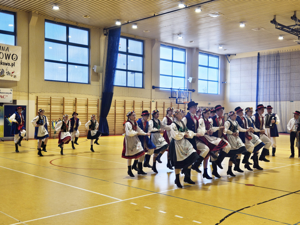 Powiatowy Konkurs Kaszubskich Zespołów Wokalno-Tanecznych w Baninie