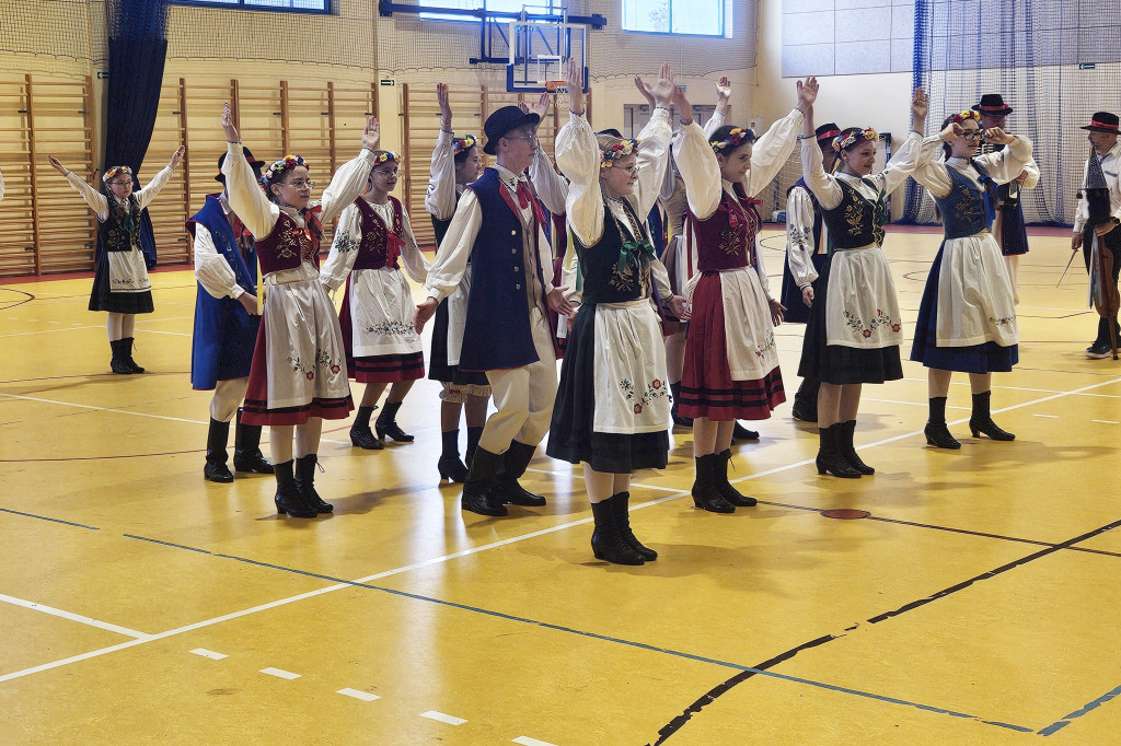 Powiatowy Konkurs Kaszubskich Zespołów Wokalno-Tanecznych w Baninie