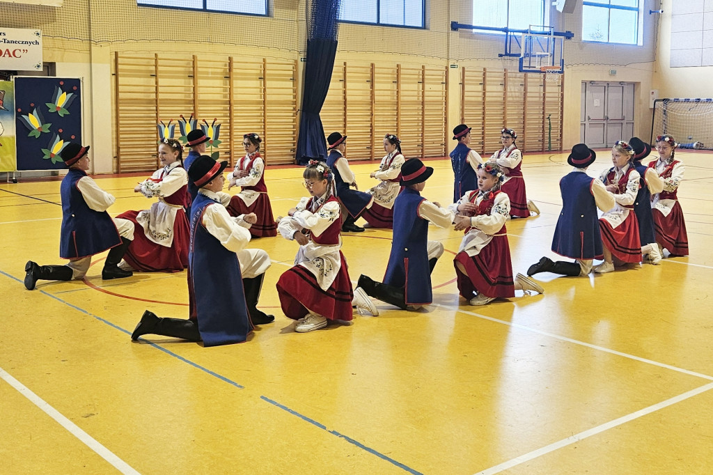 Powiatowy Konkurs Kaszubskich Zespołów Wokalno-Tanecznych w Baninie
