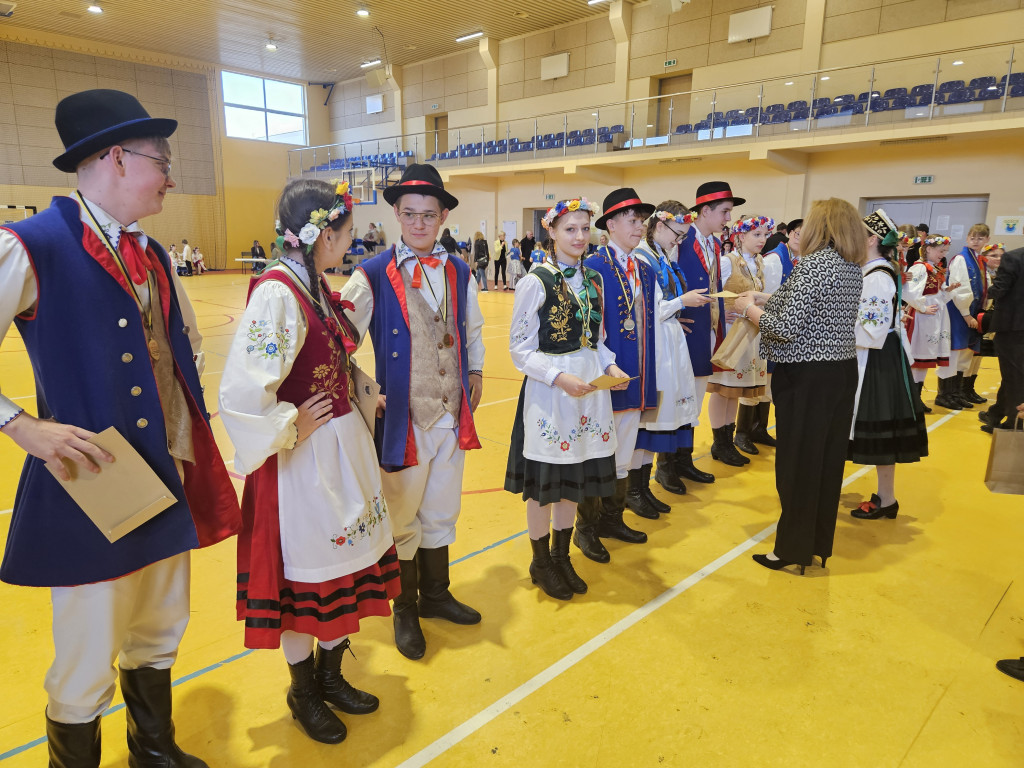 Powiatowy Konkurs Kaszubskich Zespołów Wokalno-Tanecznych w Baninie
