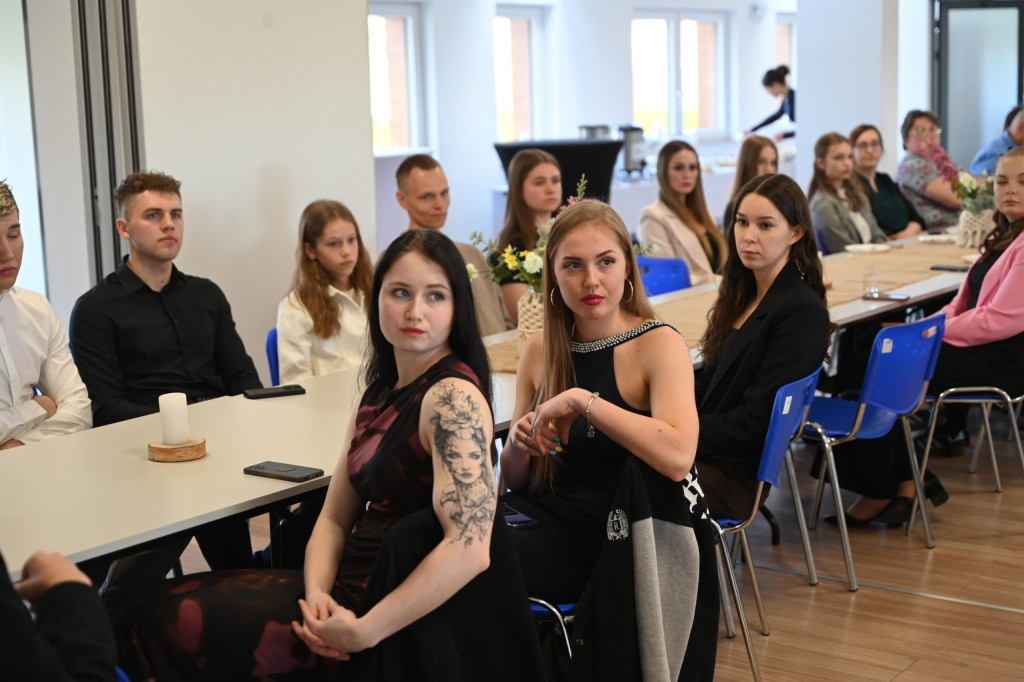 Wręczenie sportowcom stypendiów
