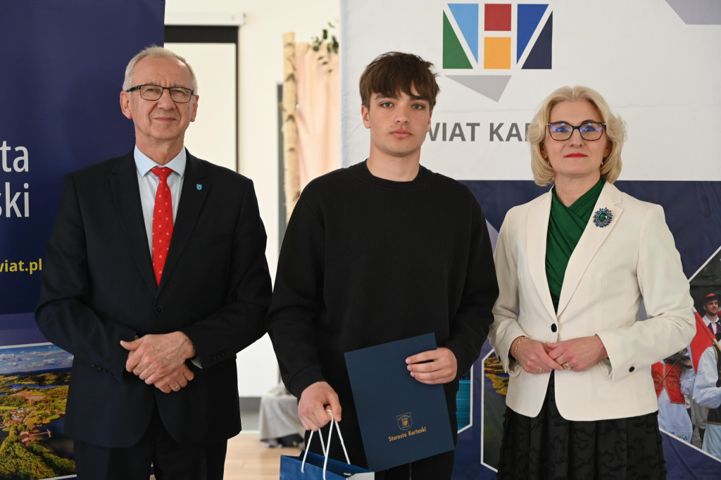 Wręczenie sportowcom stypendiów