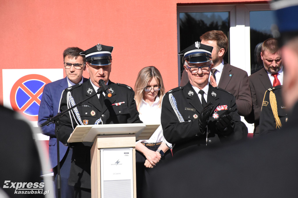 Uroczyste przekazanie wozu bojowego dla OSP Chwaszczyno
