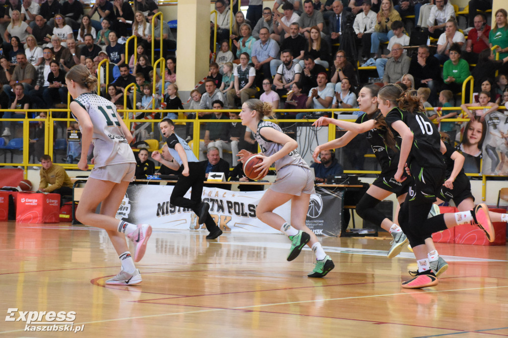Finałowy Mecz turnieju U13 kobiet w Sierakowicach