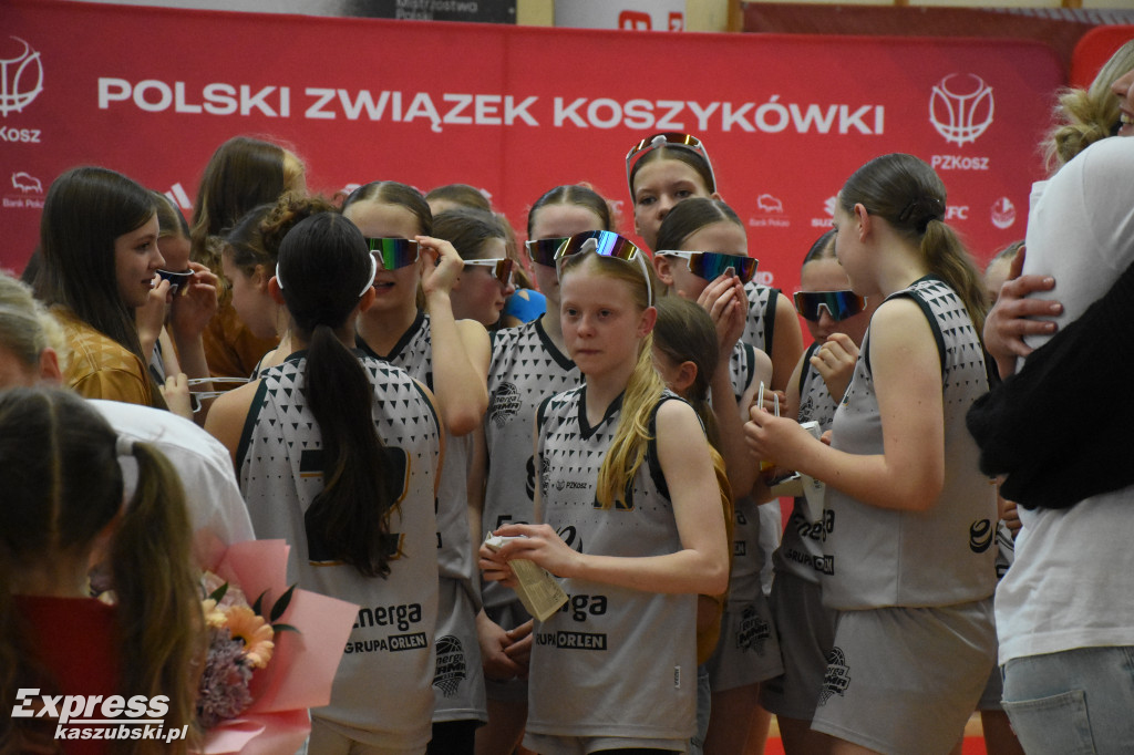 Finałowy Mecz turnieju U13 kobiet w Sierakowicach