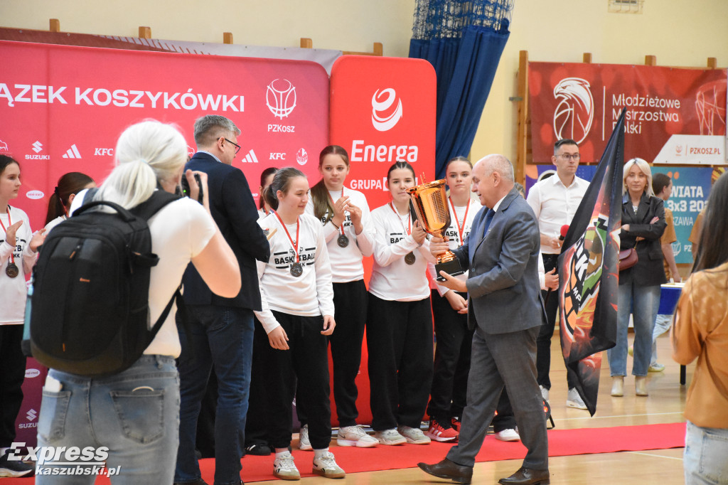 Finałowy Mecz turnieju U13 kobiet w Sierakowicach