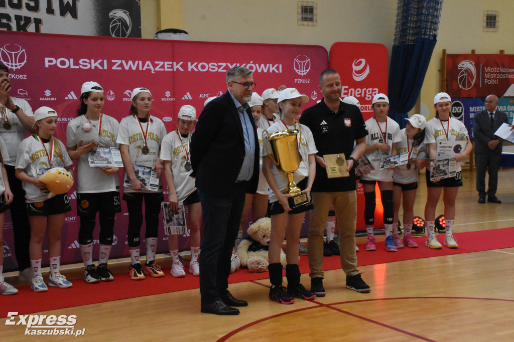 Finałowy Mecz turnieju U13 kobiet w Sierakowicach