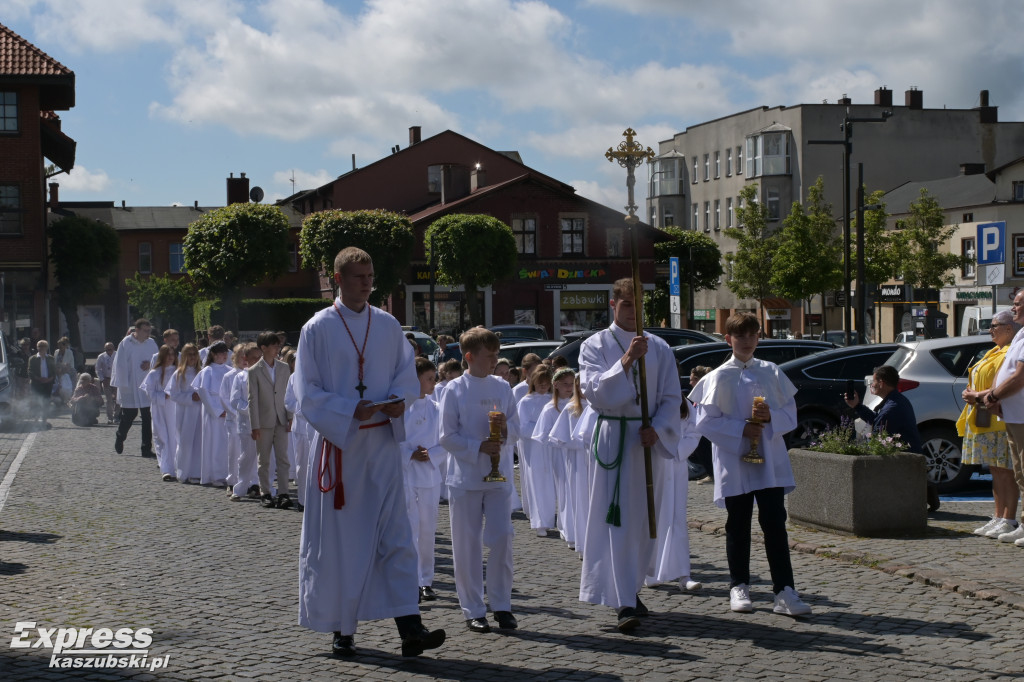 Procesja Bożego Ciała w parafii pw. św. Kazimierza w Kartuzach
