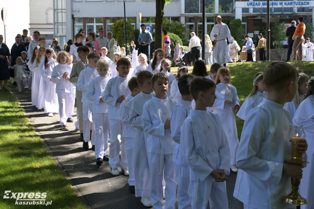Procesja Bożego Ciała w parafii pw. św. Kazimierza w Kartuzach