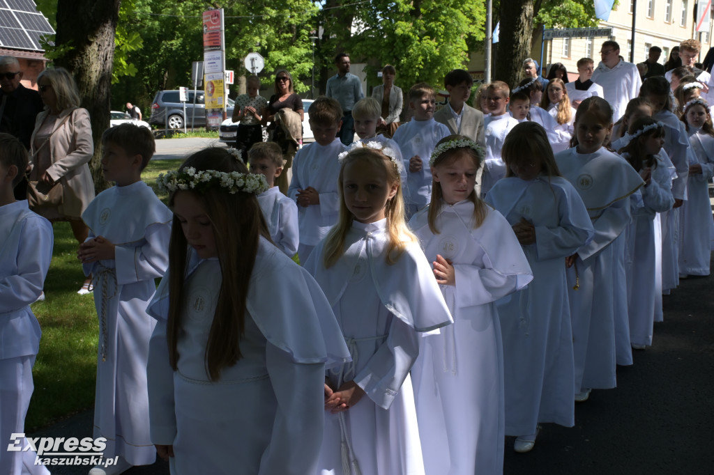Procesja Bożego Ciała w parafii pw. św. Kazimierza w Kartuzach