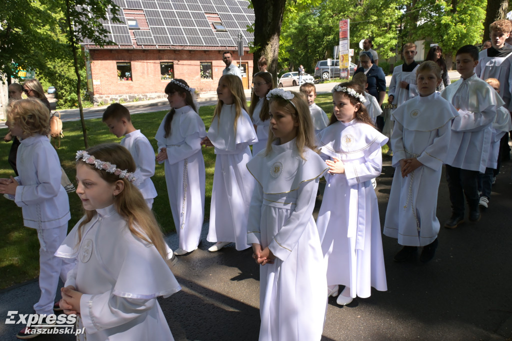Procesja Bożego Ciała w parafii pw. św. Kazimierza w Kartuzach