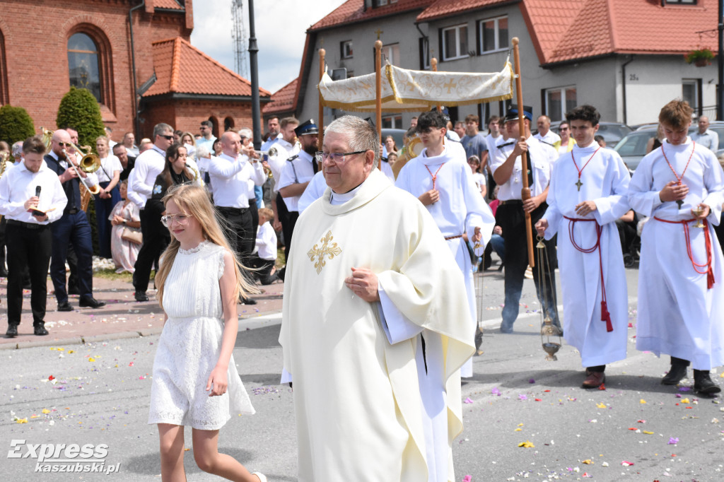 Procesja Bożego Ciała w Sierakowicach