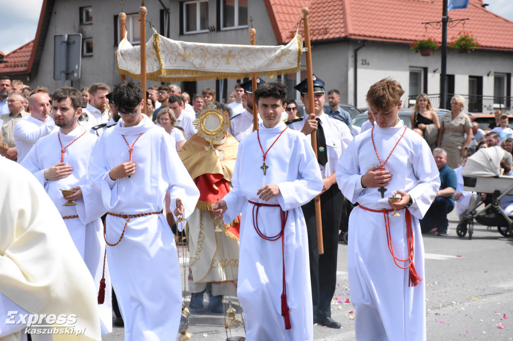 Procesja Bożego Ciała w Sierakowicach