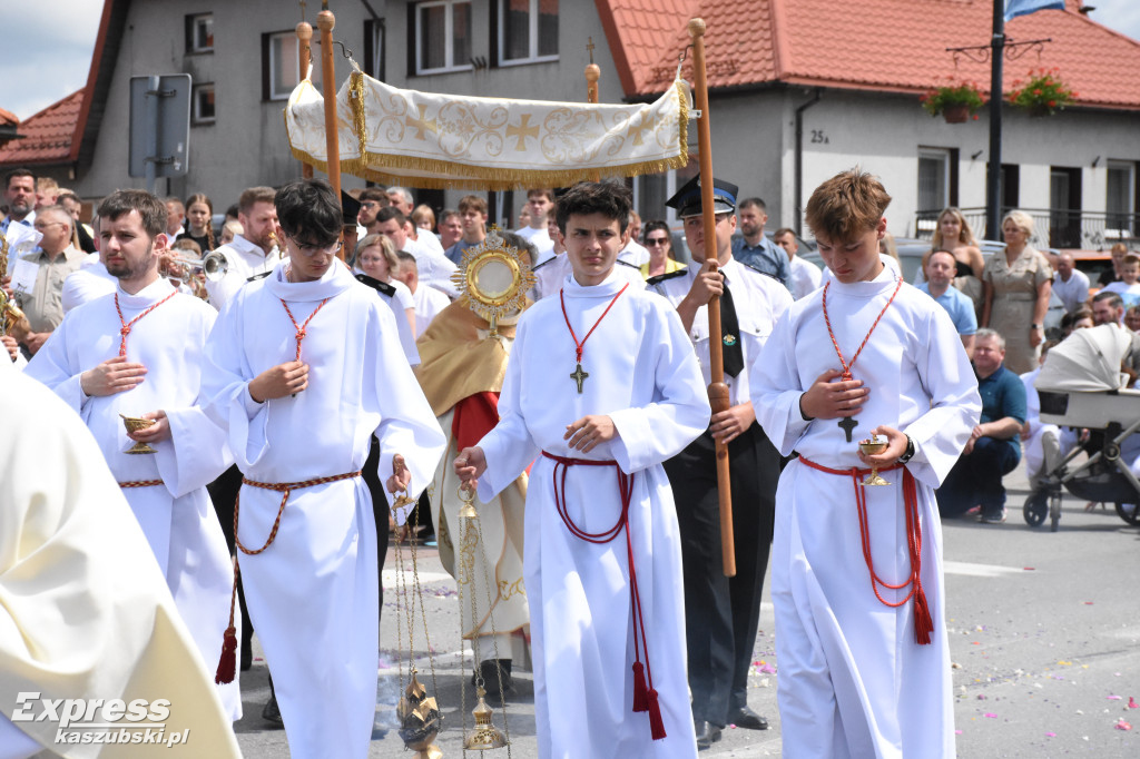 Procesja Bożego Ciała w Sierakowicach