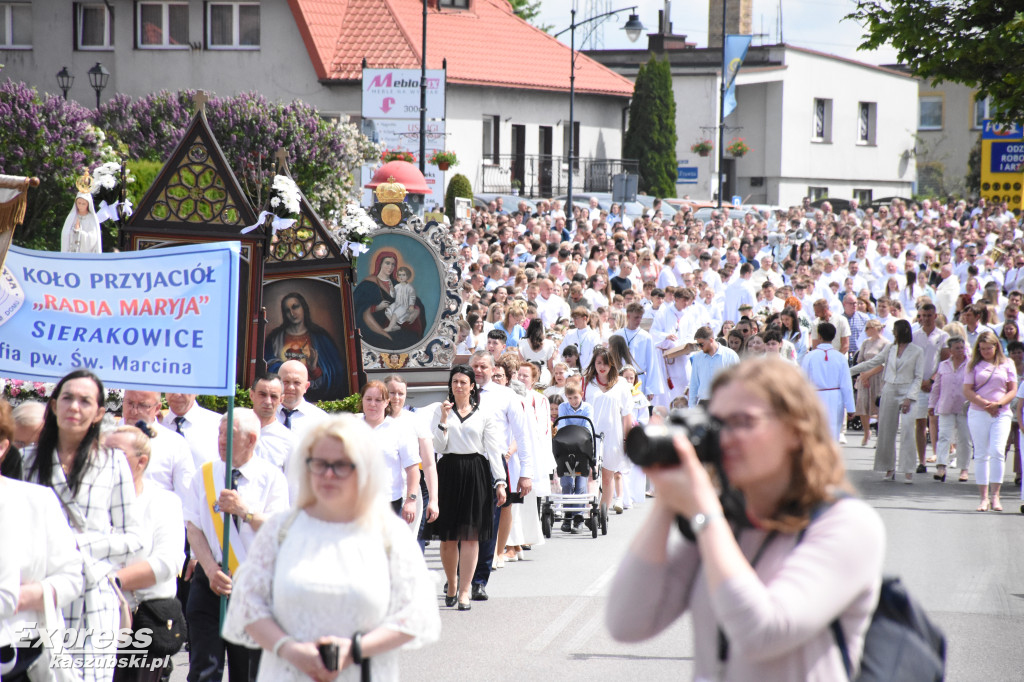 Procesja Bożego Ciała w Sierakowicach