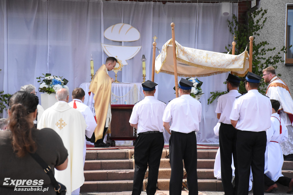 Procesja Bożego Ciała w Sierakowicach