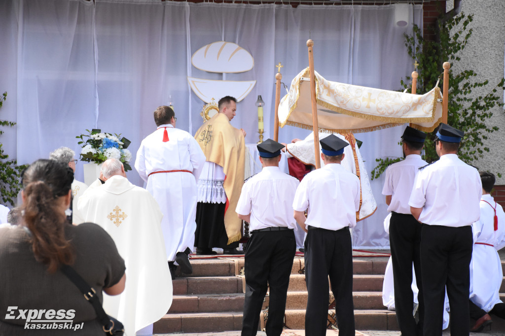Procesja Bożego Ciała w Sierakowicach