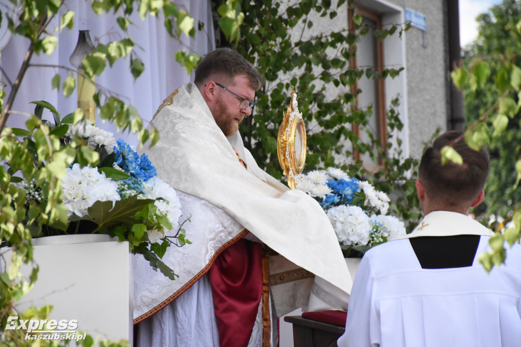 Procesja Bożego Ciała w Sierakowicach