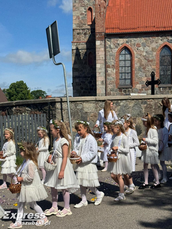 Procesja Bożego Ciała w Gowidlinie