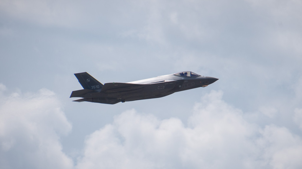 Myśliwce F-35 Husarz nad Polską