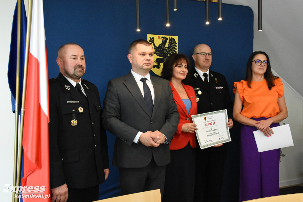 Podpisano umowy na dofinansowanie sprzętu dla OSP