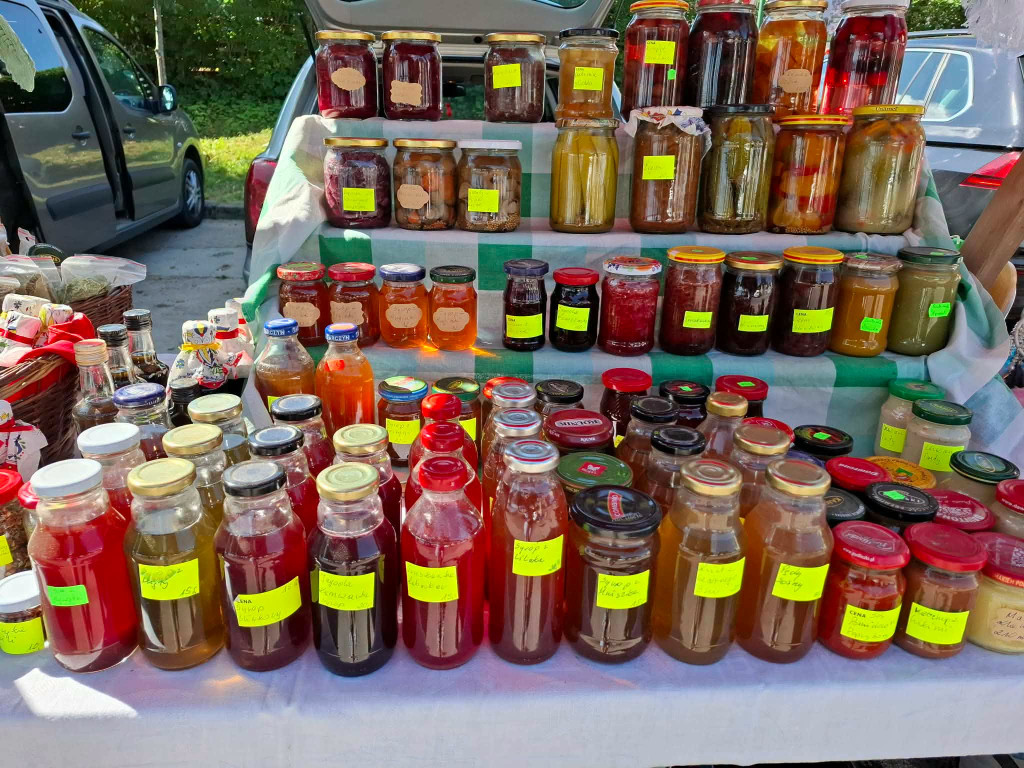 Czwartkowe Targowiska w Chmielnie