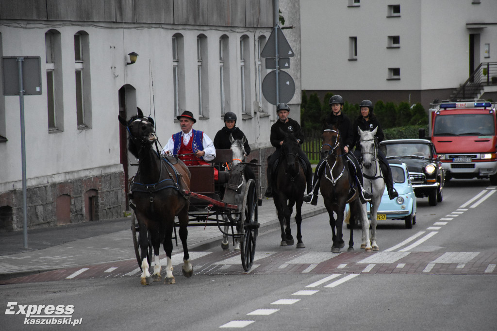 Wielka Parada Wozów i Bryczek w Szymbarku