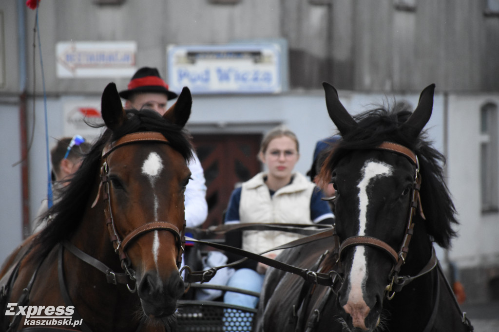 Wielka Parada Wozów i Bryczek w Szymbarku