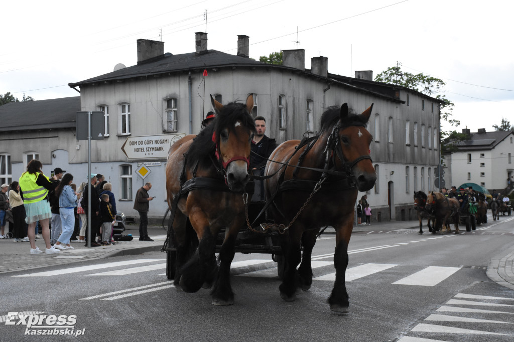 Wielka Parada Wozów i Bryczek w Szymbarku
