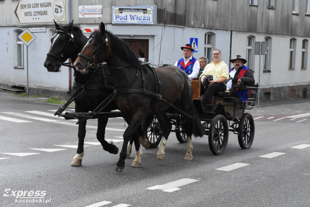 Wielka Parada Wozów i Bryczek w Szymbarku