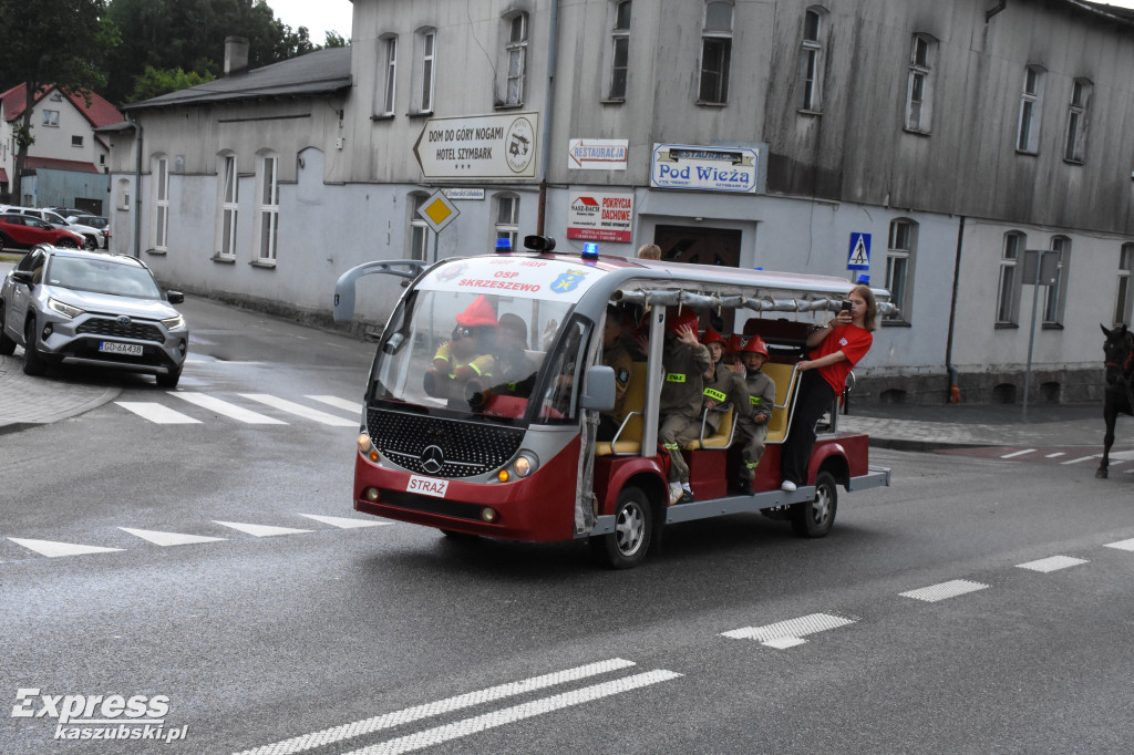 Wielka Parada Wozów i Bryczek w Szymbarku