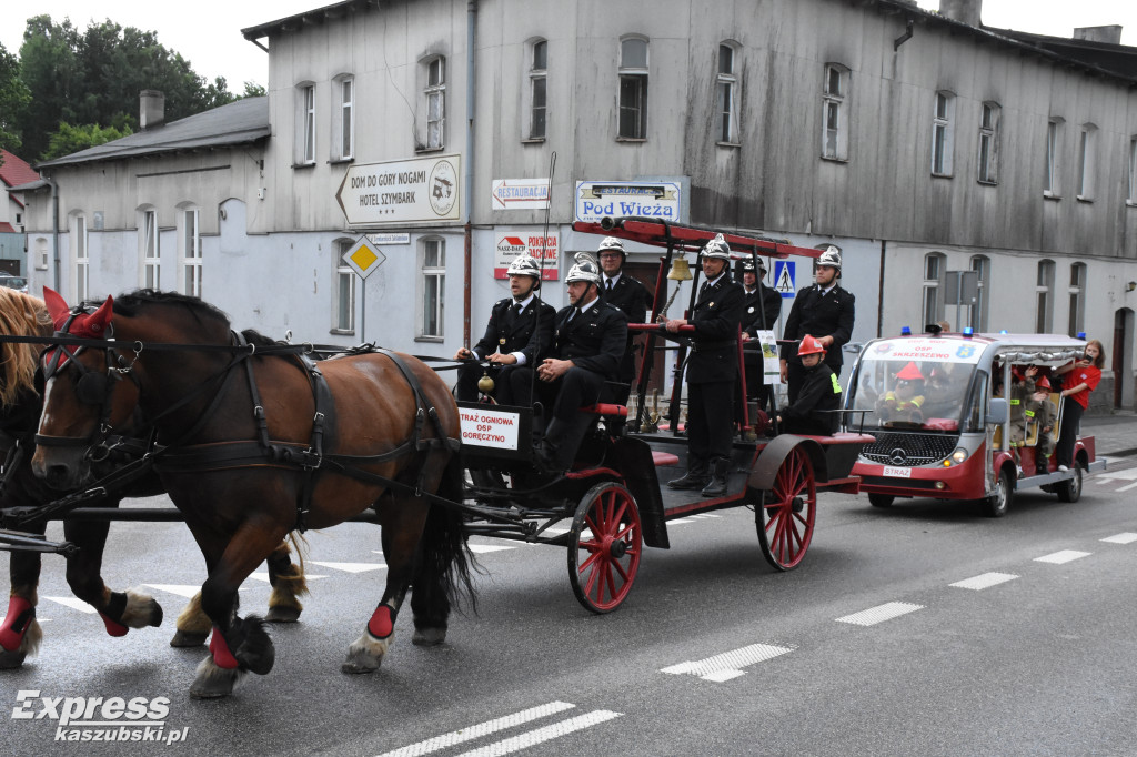 Wielka Parada Wozów i Bryczek w Szymbarku
