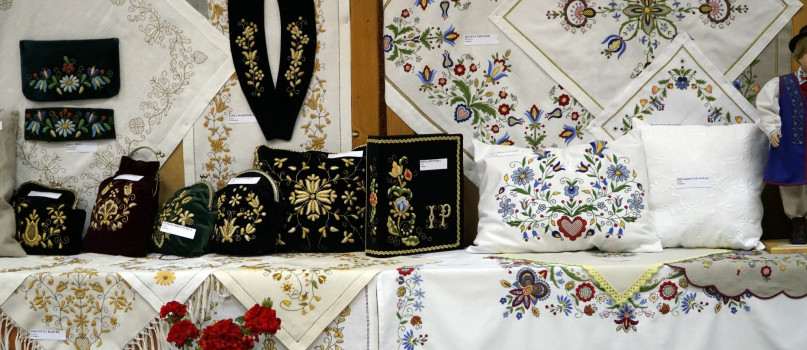 Wystawa haftu kaszubskiego w Żukowie