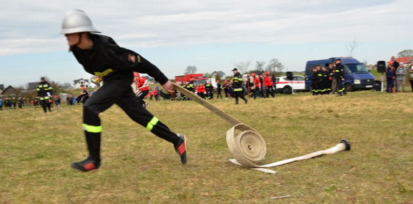 Mirachowo. Gminne zawody sportowo-pożarnicze w majówkowej atmosferze (wyniki)