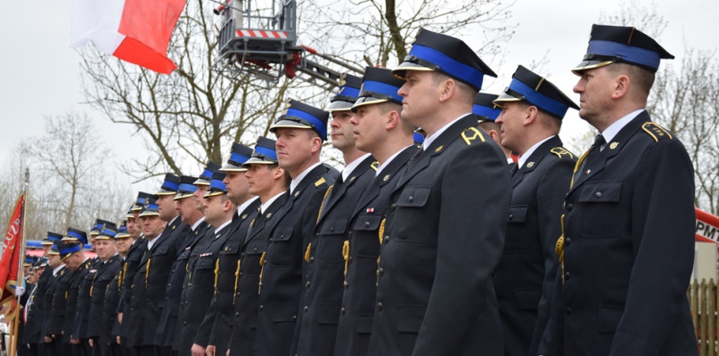 Kartuzy. Strażackie święto. Apel, życzenia i tradycyjna grochówka