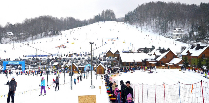 Wieżyca. Wybierz się na narty koleją, a ze stoku zjedziesz za 1 grosz