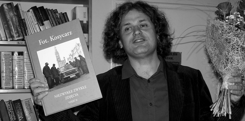 Zdjęcie z jednego ze spotkań w kartuskiej Miejskiej i Powiatowej Bibliotece Publicznej. fot.archiwum/EK