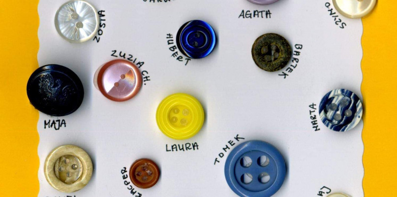 Uczniowie SP nr 5 z życzeniami dla Muzeum Guzików