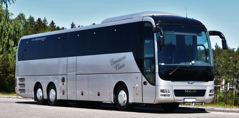 Wynajem autokarów Gdańsk i Gdynia - przewozy pracowników