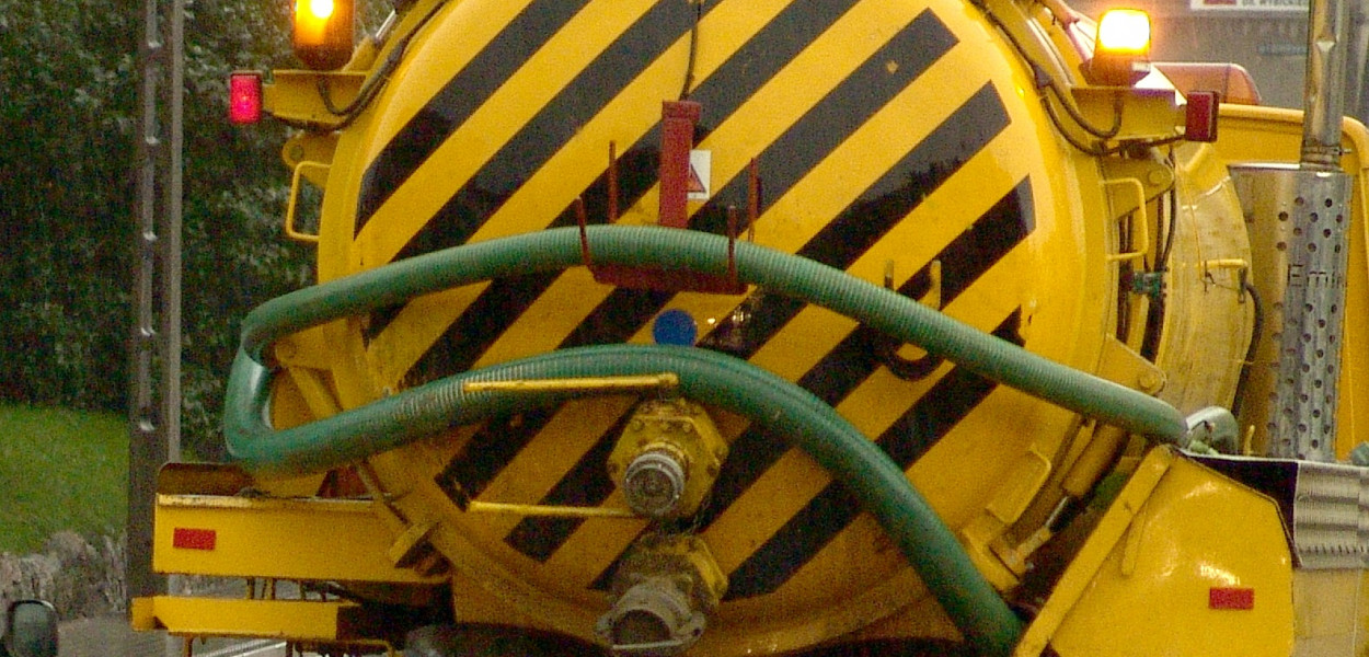 Żukowo. Dłuższy czas oczekiwania na wywóz ścieków. Z czego to wynika?