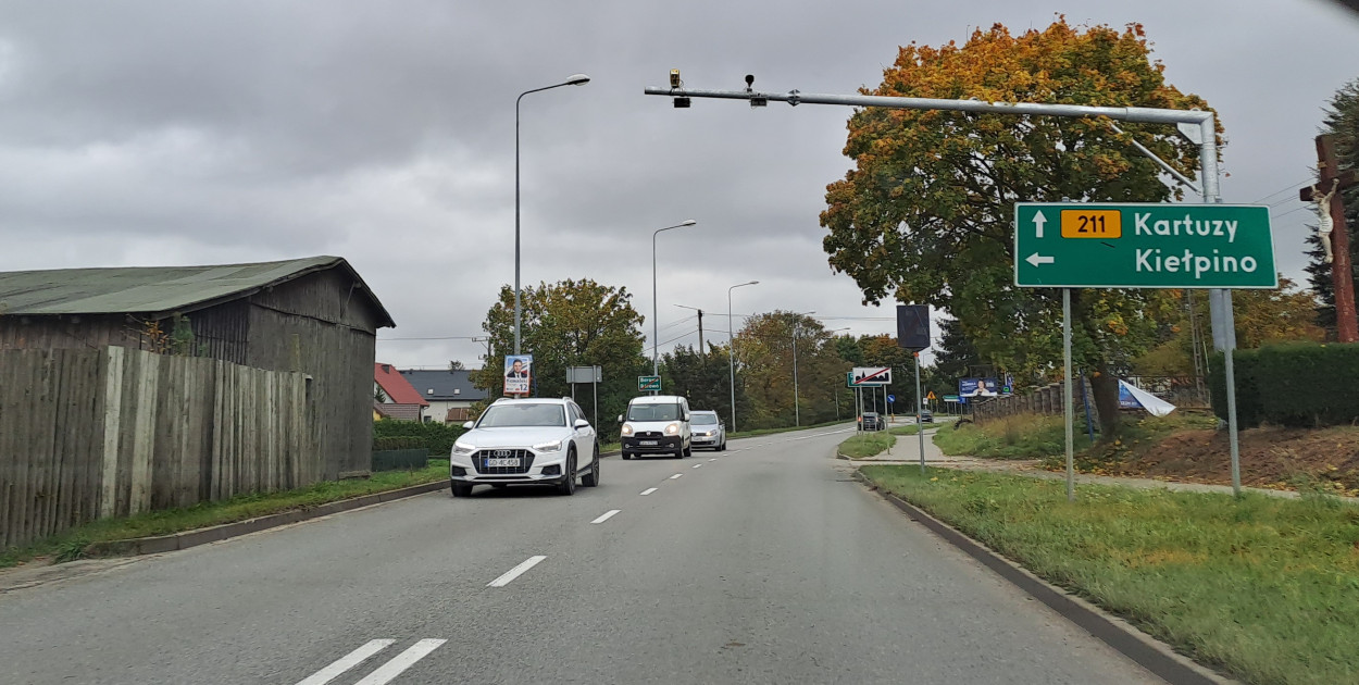 Borowo. Pojawiły się znaki, ale czy działa odcinkowy pomiar prędkości?