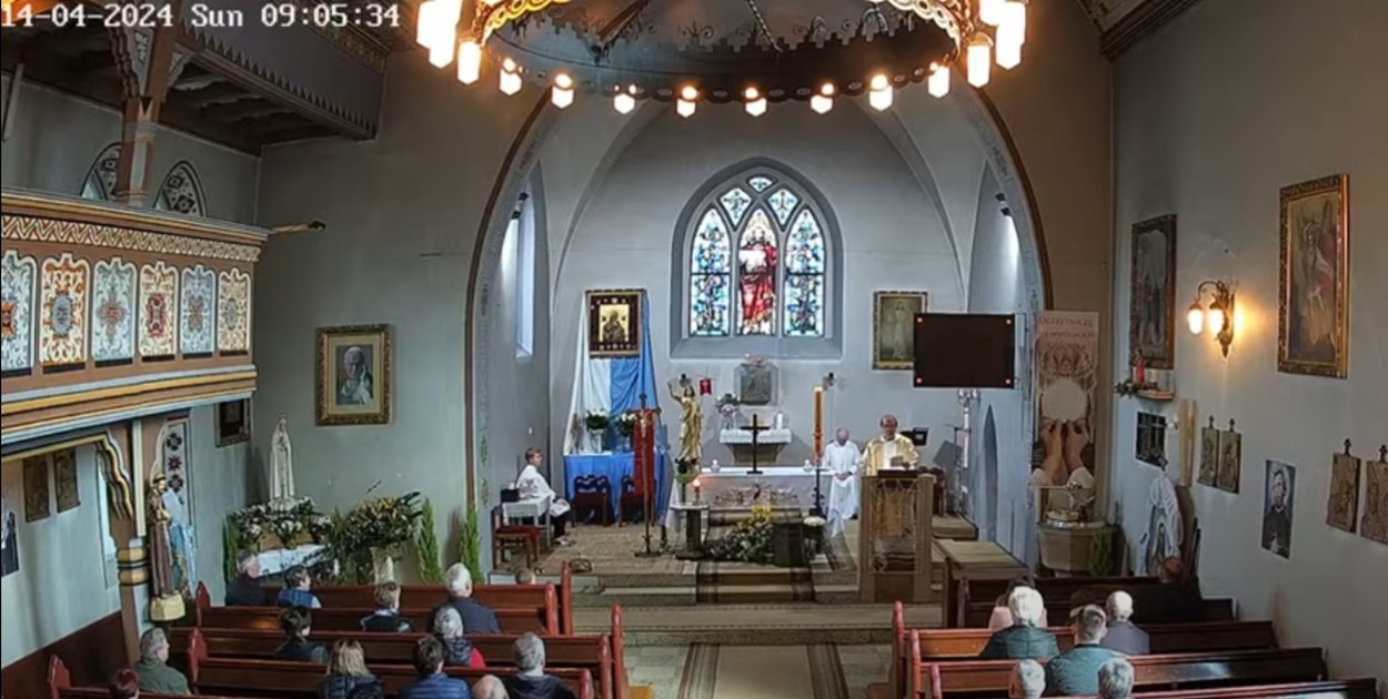 Hopowo. Proboszcz parafii odchodzi. Przybył "ksiądz do zadań specjalnych"