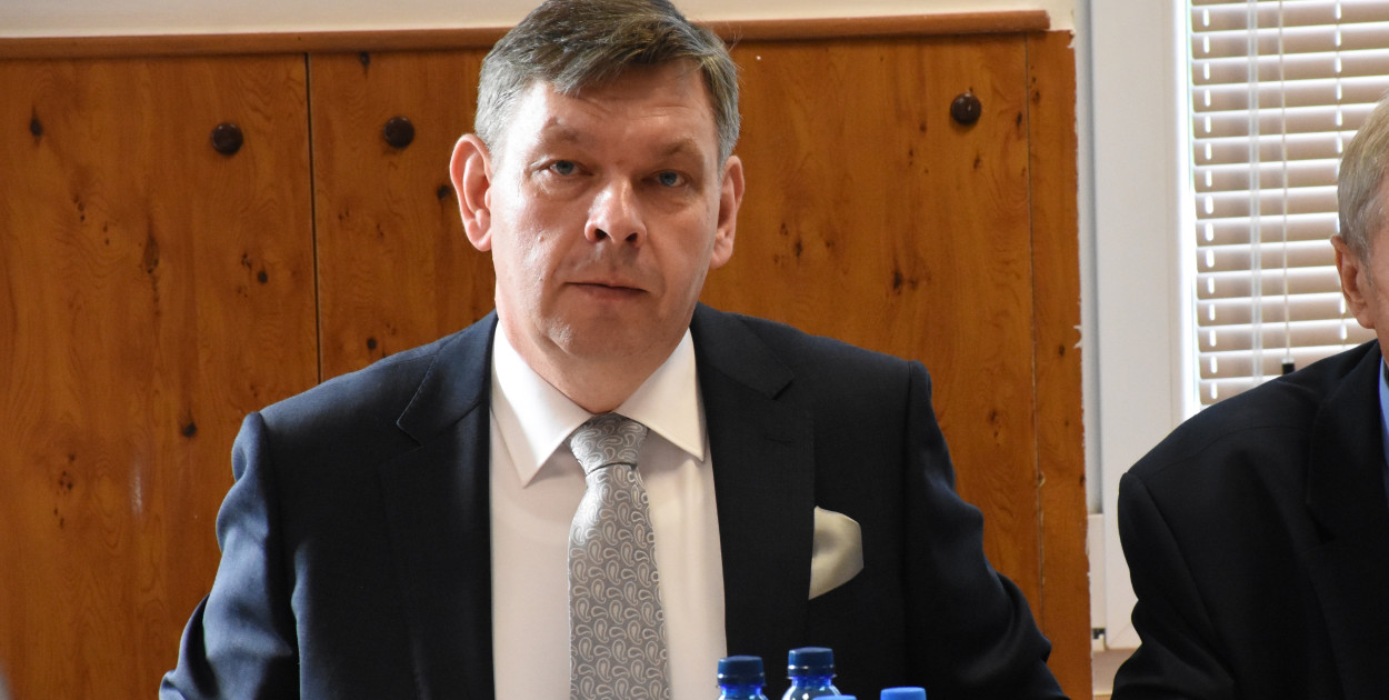 Sulęczyno. Wójt poprosił o niższe wynagrodzenie. Ile będzie zarabiał?