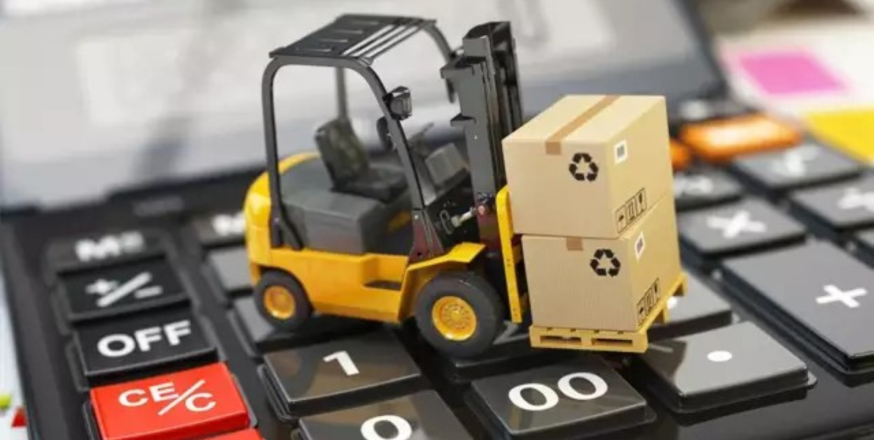 Polonez America: jak obliczyć koszt wysyłki do Polski z USA?