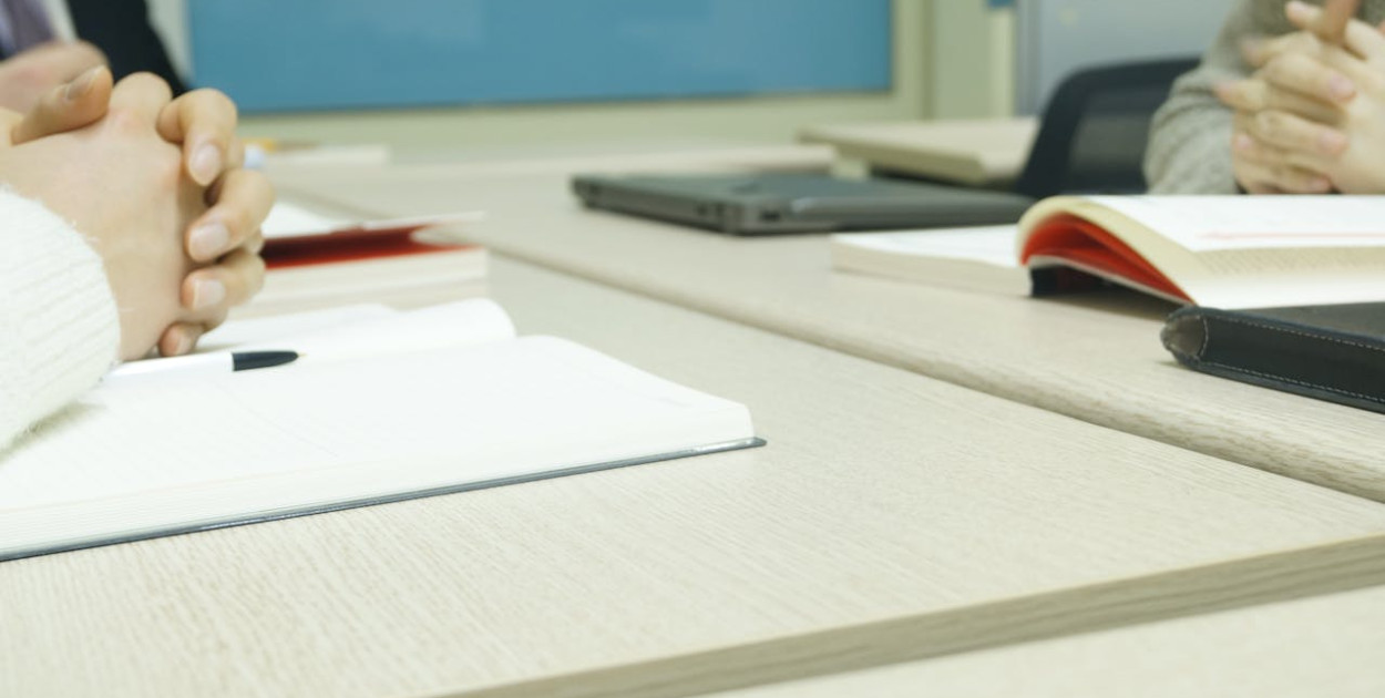 Możliwości, zalety i przykłady outsourcingu procesów i pracowników