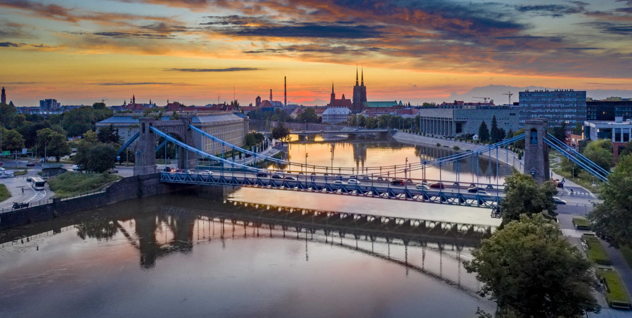 Hotele z basenem we Wrocławiu – relaks i odpoczynek w sercu Dolnego Śląska