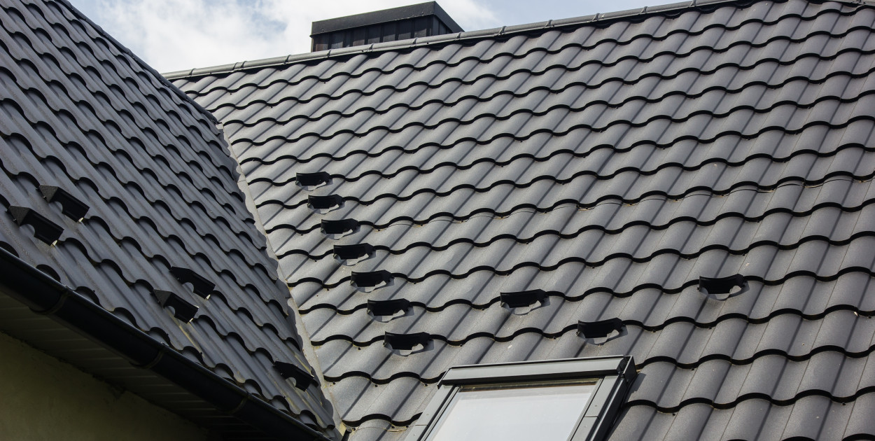 Czym pomalować dach z eternitu i co zrobić po zdjęciu go z dachu?