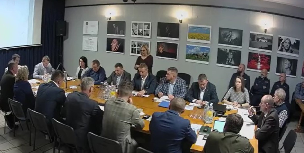 fot.screeen/Sesja Sulęczyno